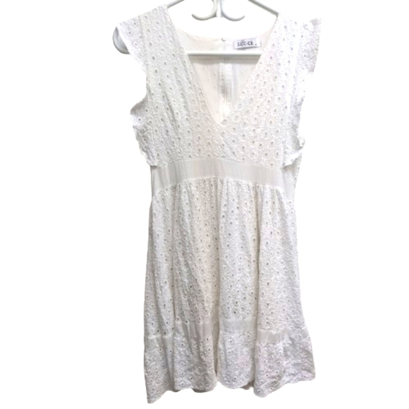 Luc-ce Dresses & Skirts - Luc-ce women's white cotton eyelet sleeveless mini dress size medium
